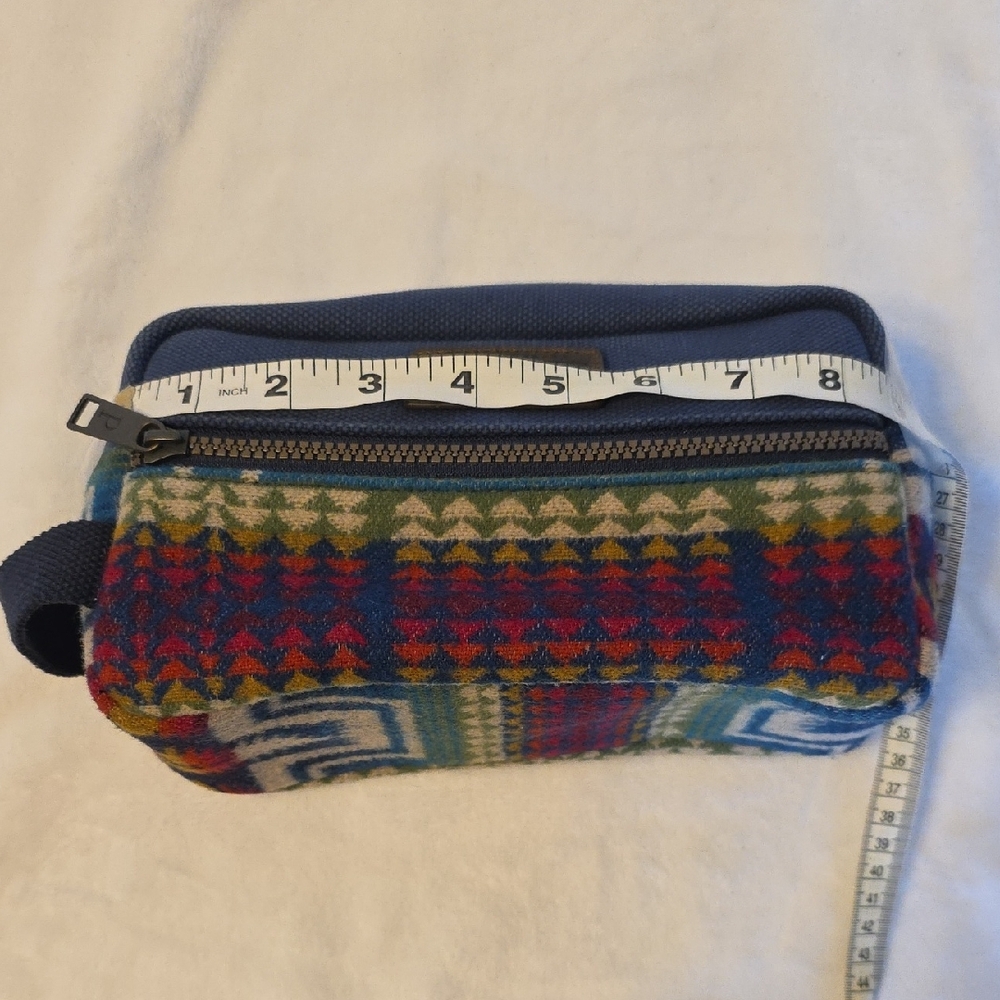 Pendleton Diamond Desert Carryall Pouch - image 7